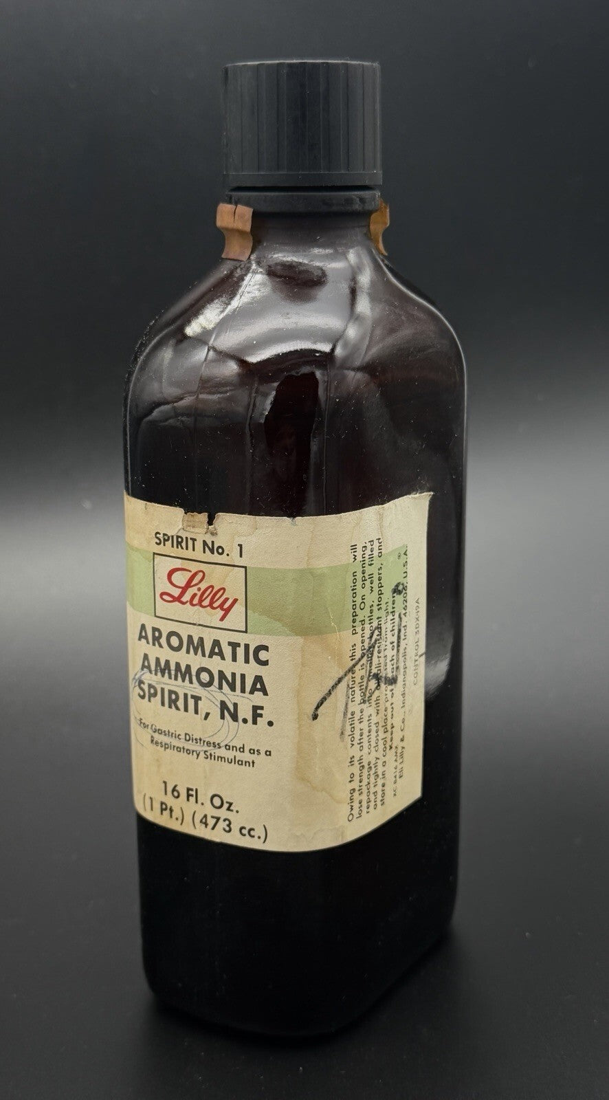 Vintage Eli Lilly Aromatic Ammonia Spirit N.F. 16 Fl. Oz. Amber Glass Bottle