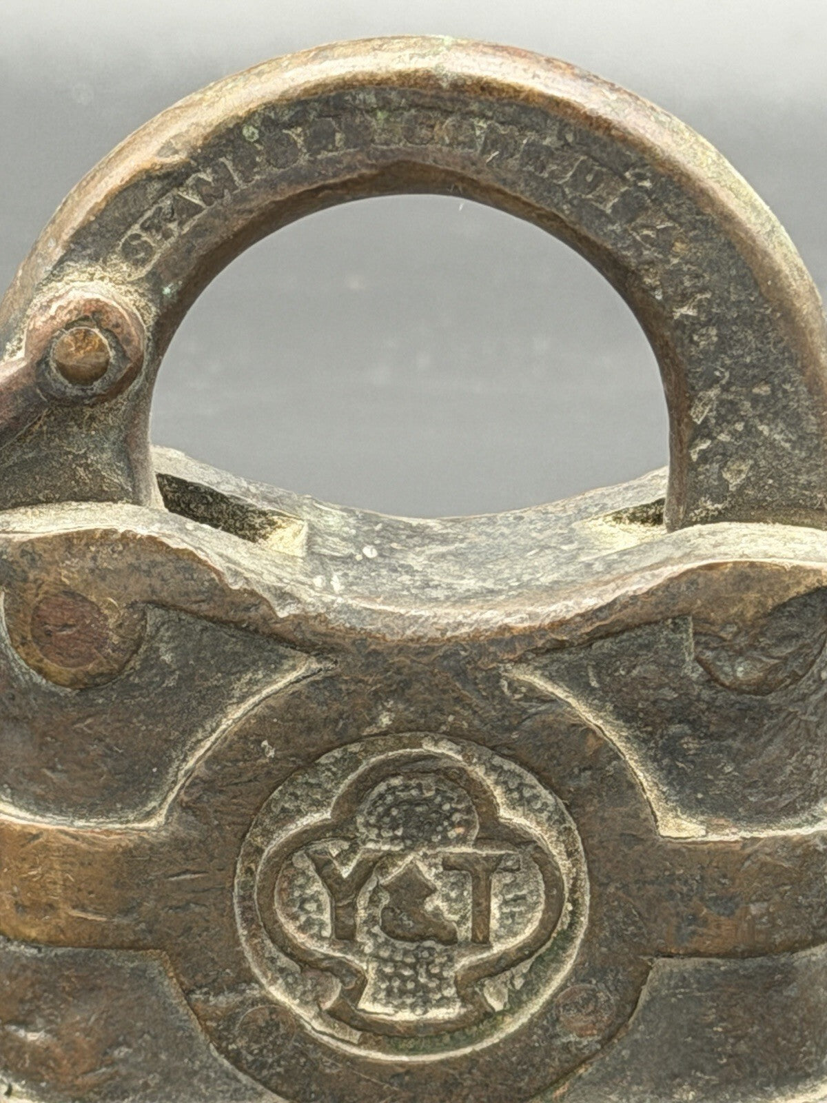 Antique Brass Yale and Towne Mfg Co Padlock Shackle Link Stamford Conn Y&T