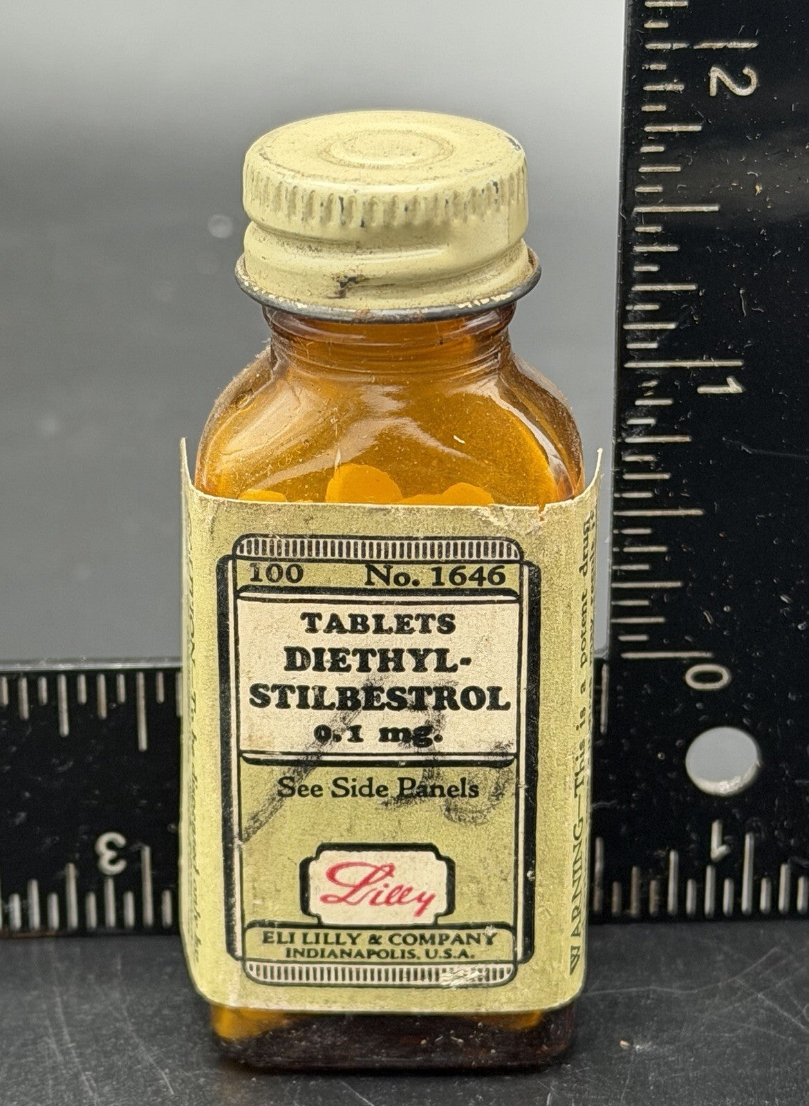 Antique Eli Lilly Diethylstilbestrol 0.1 mg Tablets Apothecary Bottle Pharmacy