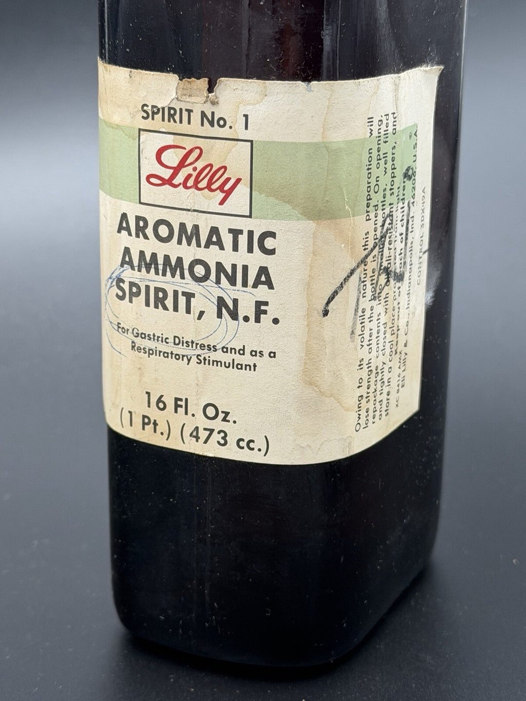 Vintage Eli Lilly Aromatic Ammonia Spirit N.F. 16 Fl. Oz. Amber Glass Bottle