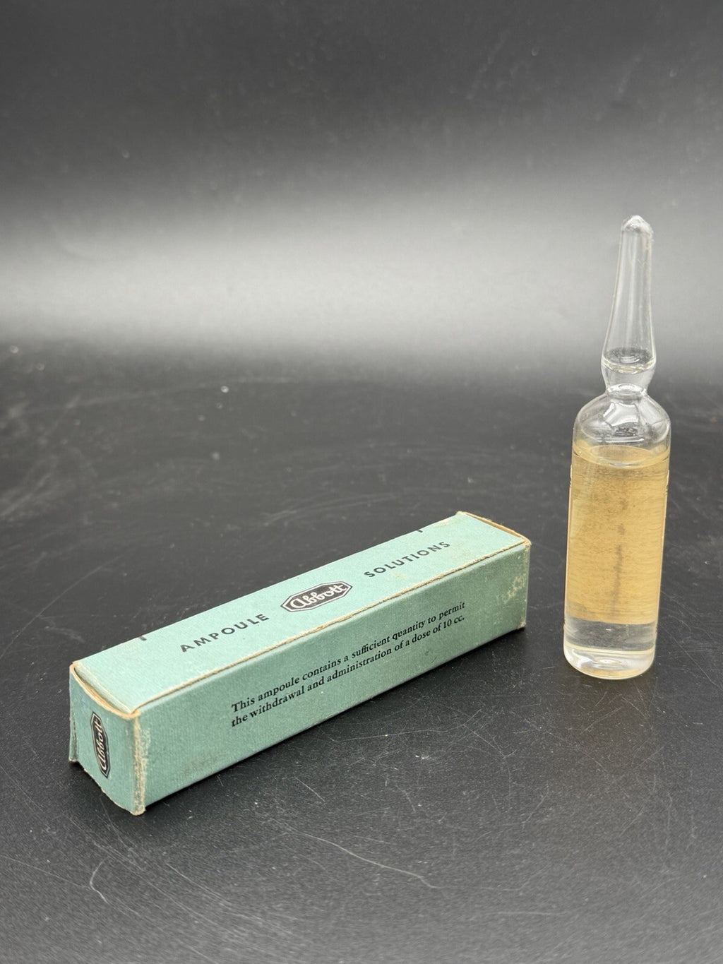 Antique Abbott Isotonic Sodium Chloride Saline Ampoule Box Medical