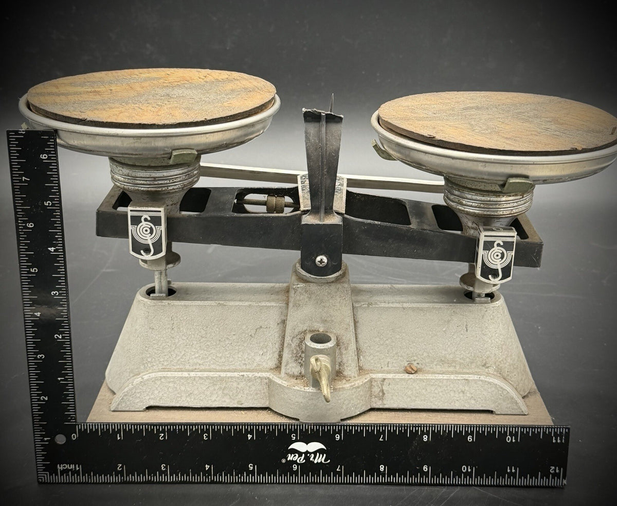 Vintage Ohaus Harvard Trip Balance Scale 2kg Capacity Laboratory Industrial