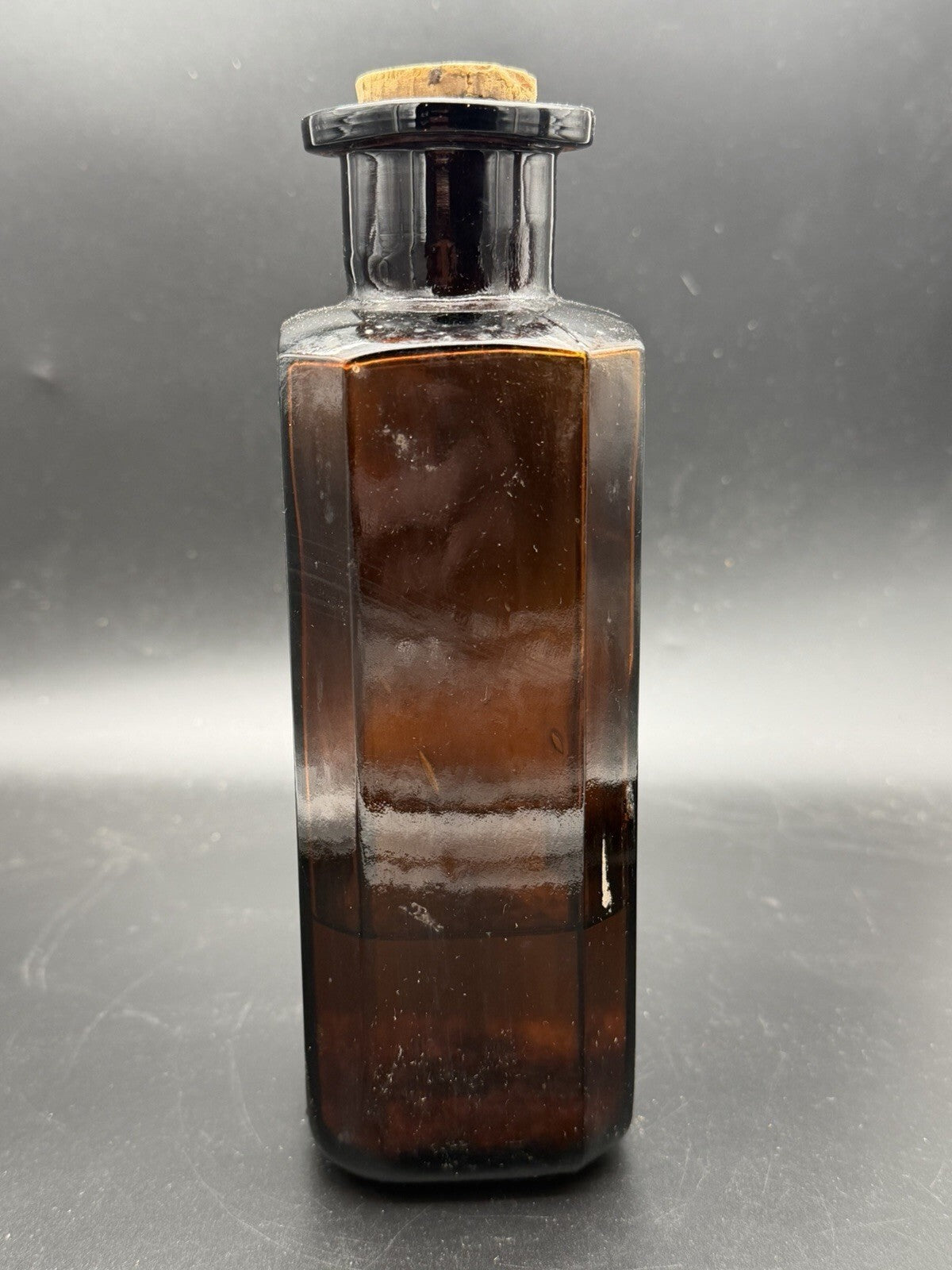 Antique Amber Apothecary Bottle (Aqueous) Thuja Pharmacy Display Jar Cork
