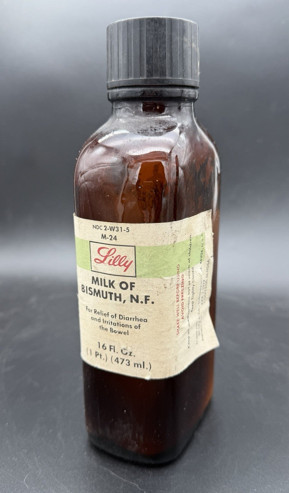 Vintage Eli Lilly Milk of Bismuth N.F. 1 Pint Amber Glass Bottle Prop Pharmacy