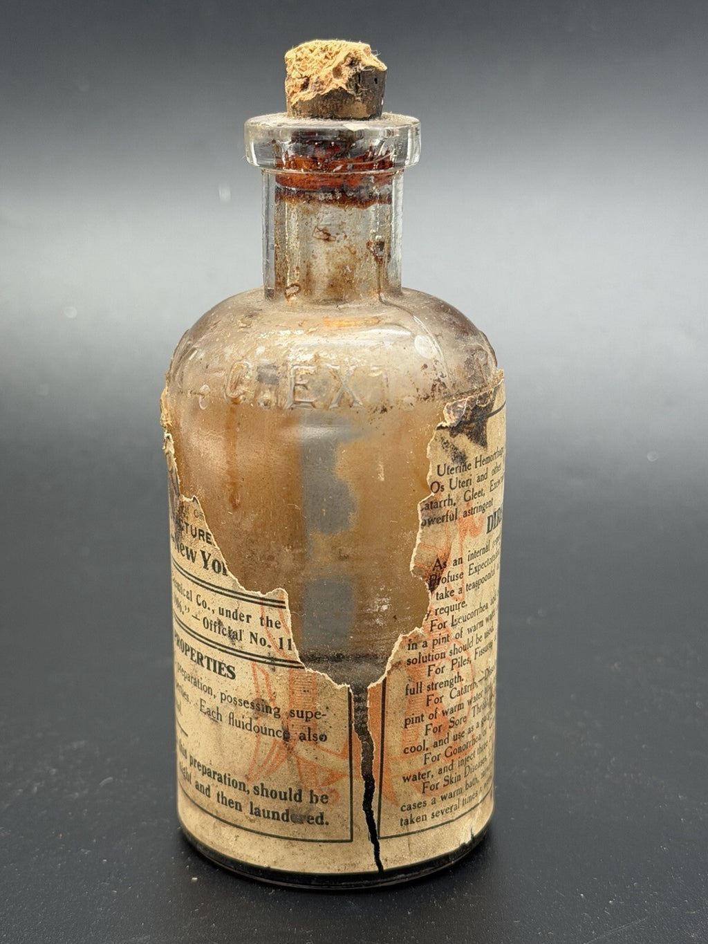 Antique 1900s Dark Pinus Rio Chemical Co New York Quack Medicine Bottle & Label