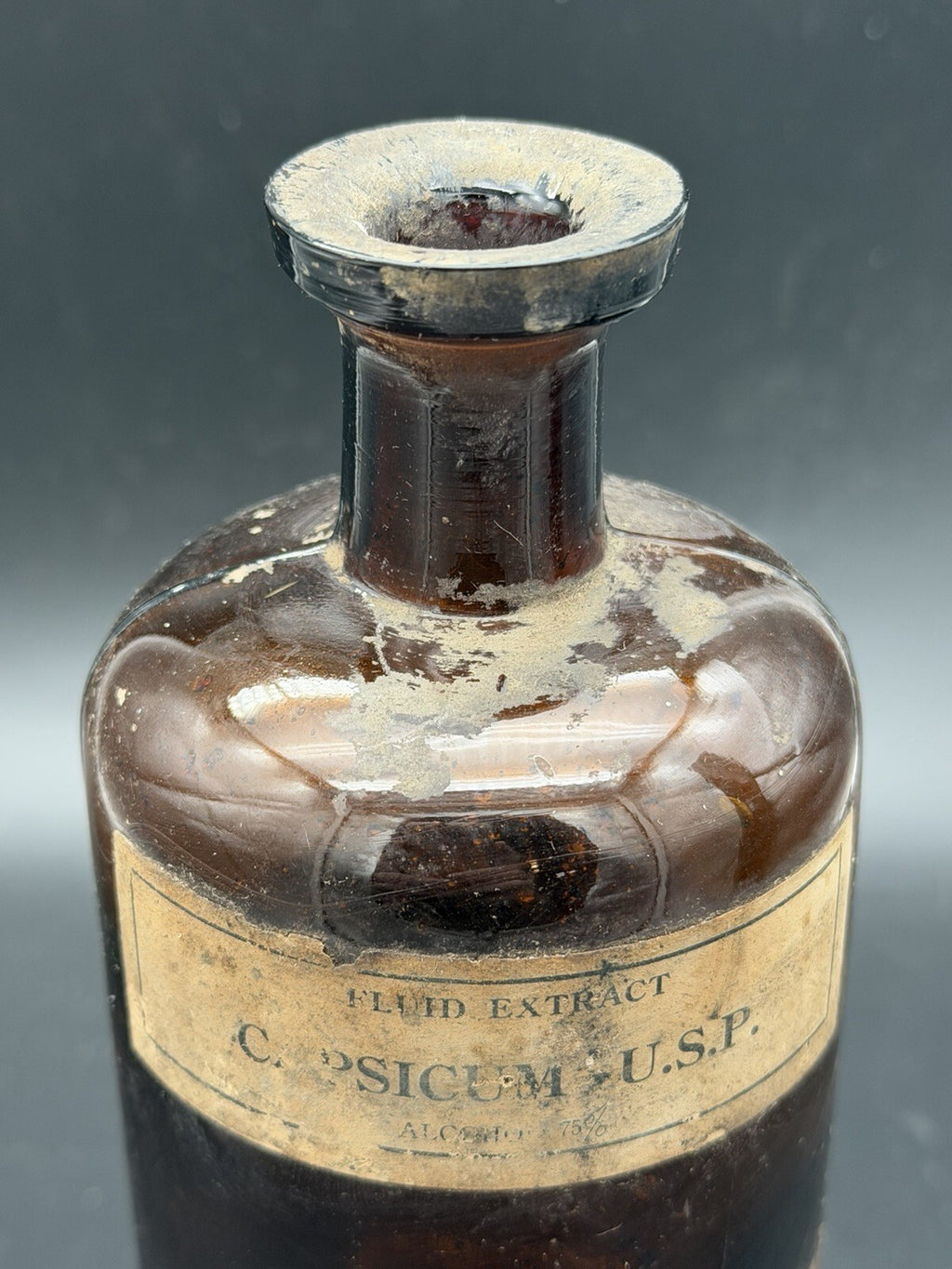 Antique F.A. Thompson Capsicum Amber Glass Apothecary Bottle Detroit Label