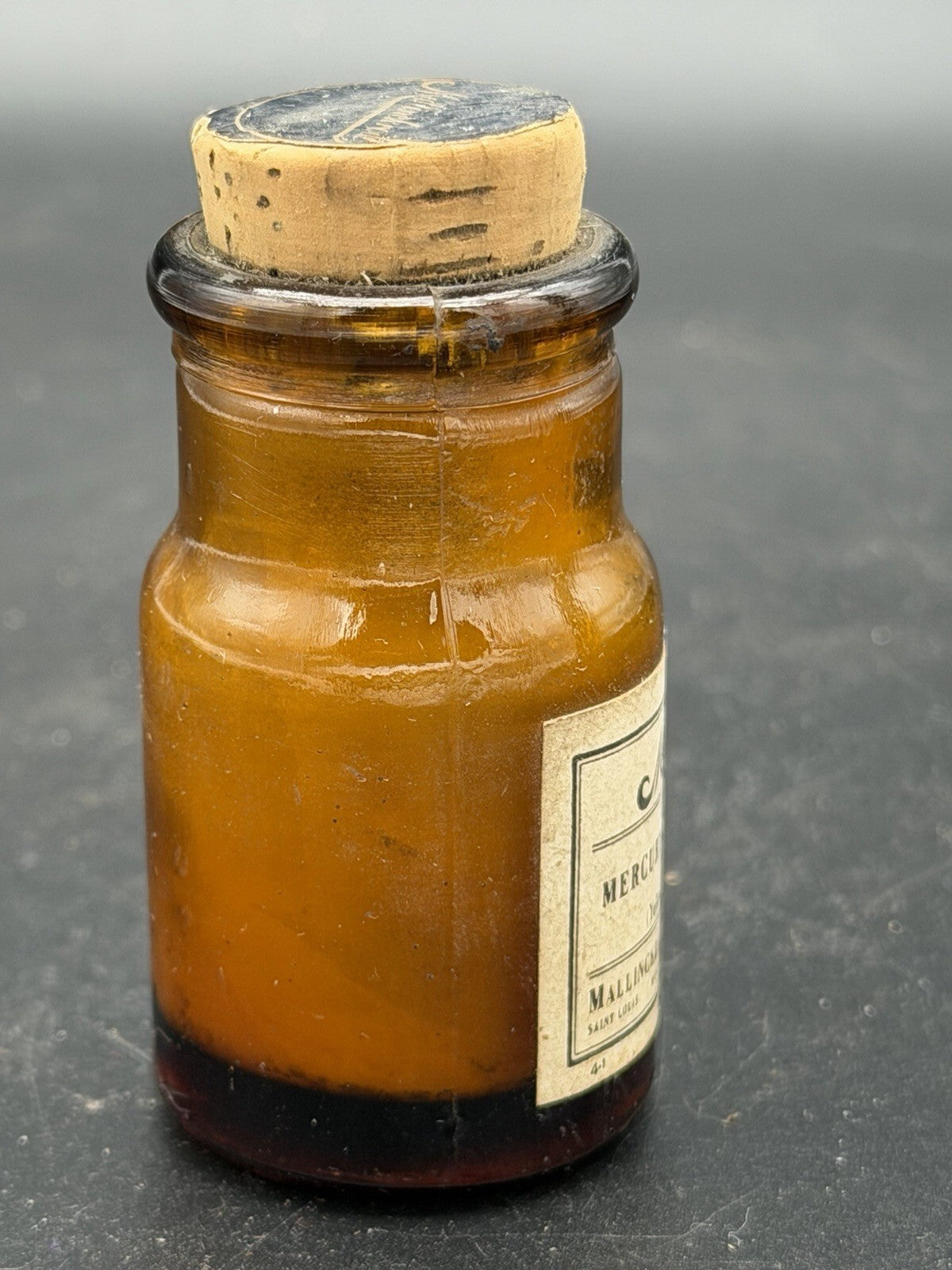 Antique Mallinckrodt Mercury Oxide Yellow 1 Oz Amber Glass Bottle w Contents