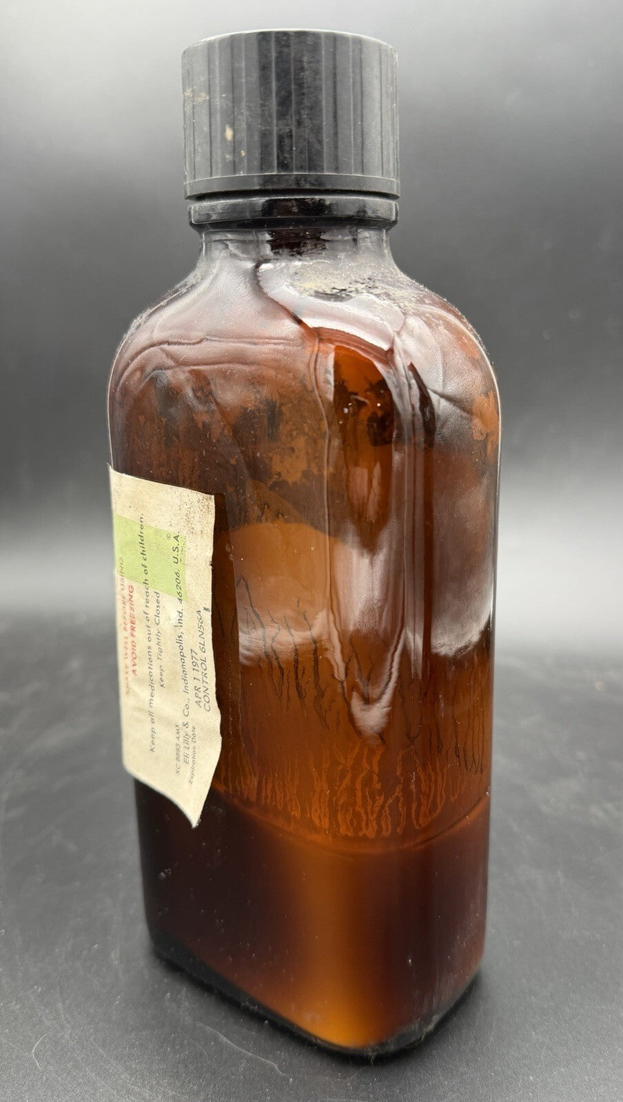 Vintage Eli Lilly Milk of Bismuth N.F. 1 Pint Amber Glass Bottle Prop Pharmacy