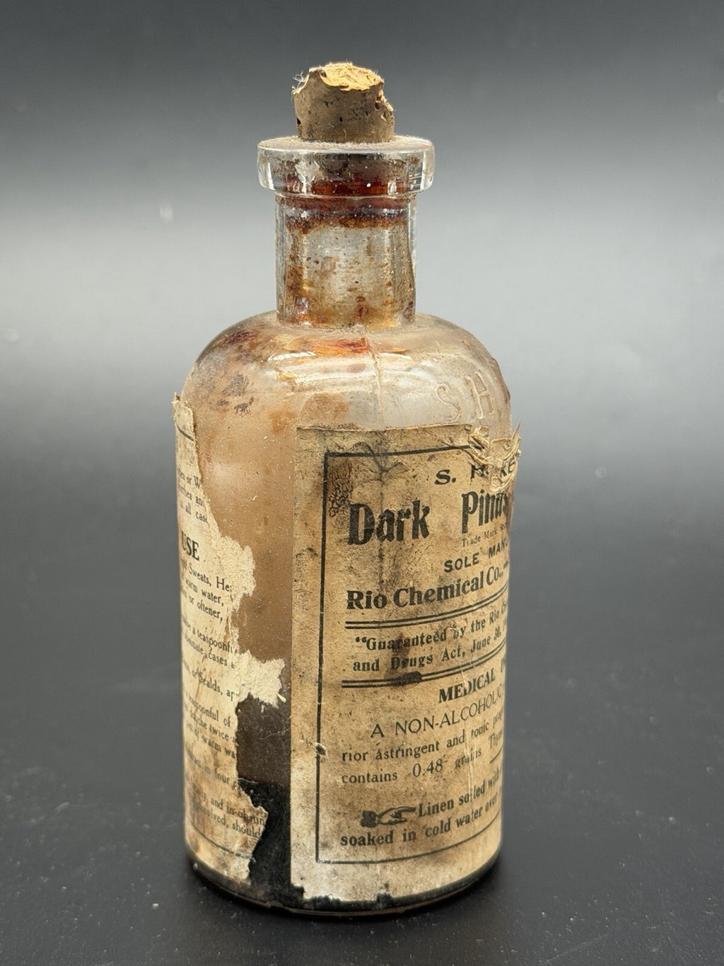 Antique 1900s Dark Pinus Rio Chemical Co New York Quack Medicine Bottle & Label