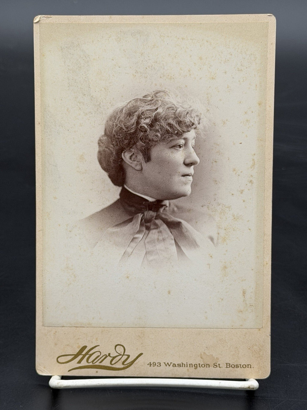 Antique Victorian Cabinet Card Photo Portrait – Hardy, 493 Washington St. Boston