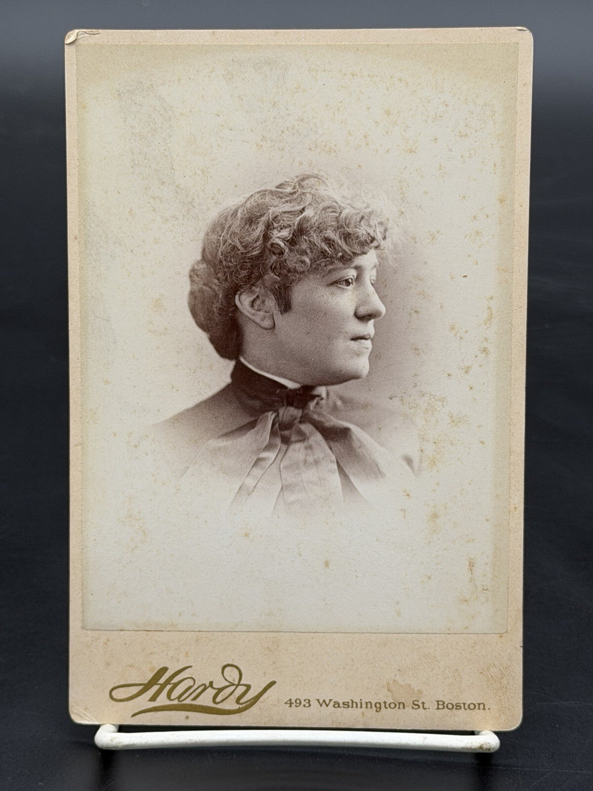 Antique Victorian Cabinet Card Photo Portrait – Hardy, 493 Washington St. Boston