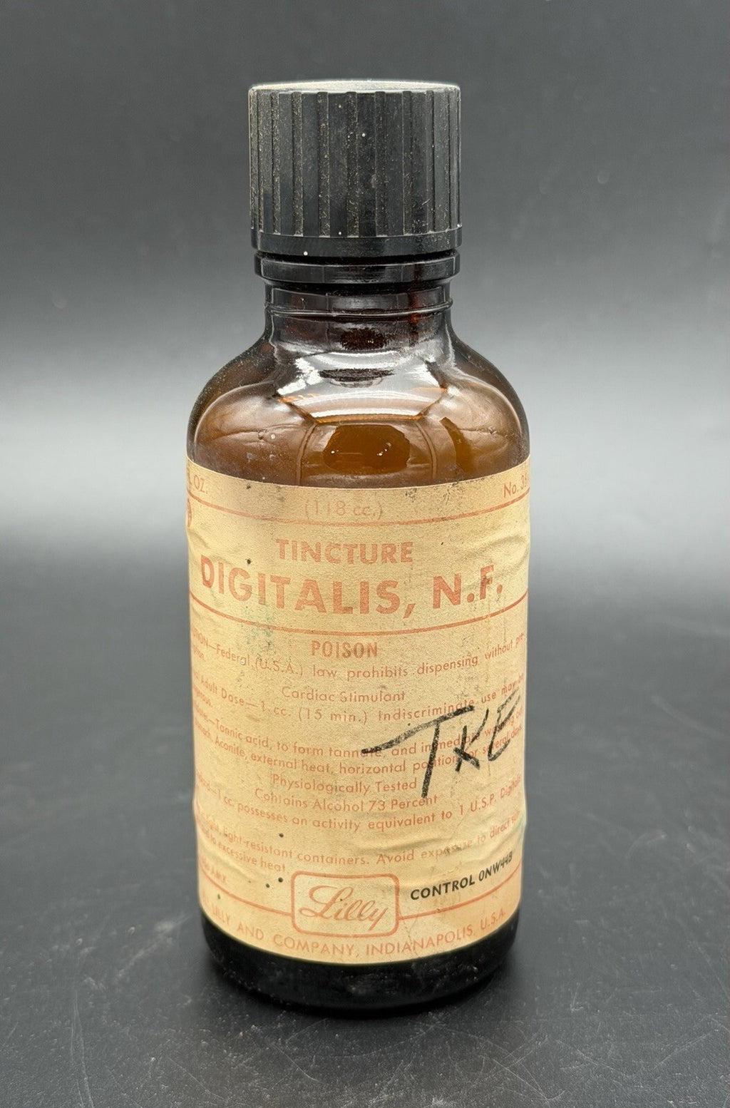 Vintage Eli Lilly Tincture Digitalis N.F. 4 Fl. Oz. Amber Glass Poison Bottle