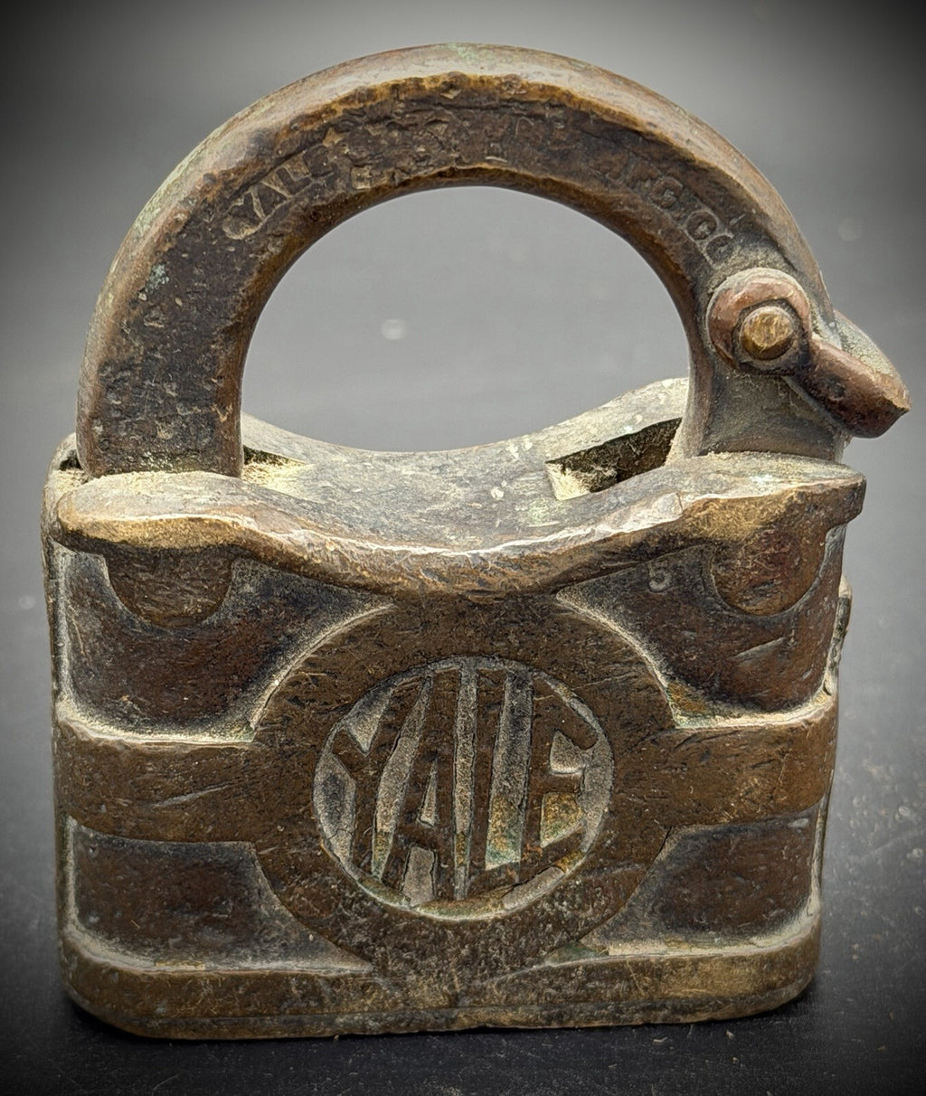 Antique Brass Yale and Towne Mfg Co Padlock Shackle Link Stamford Conn Y&T