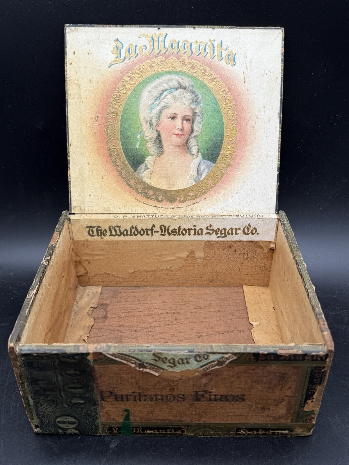 Antique La Magnita Empty Cigar Box Waldorf Astoria Series 1901 Tax Stamp