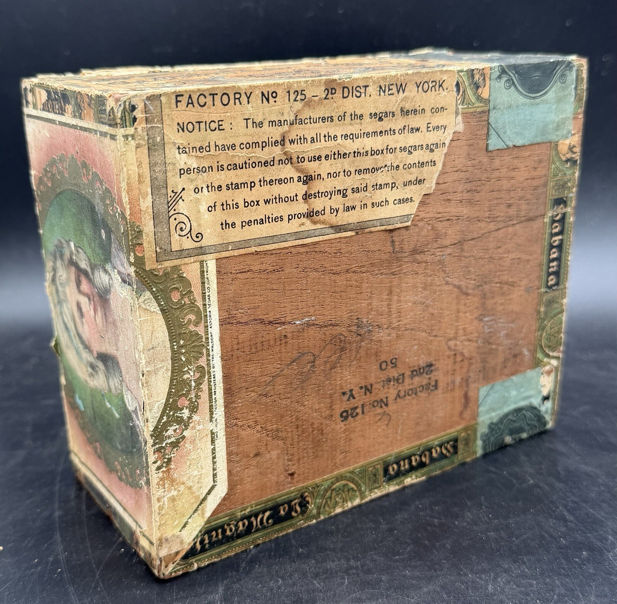 Antique La Magnita Empty Cigar Box Waldorf Astoria Series 1901 Tax Stamp