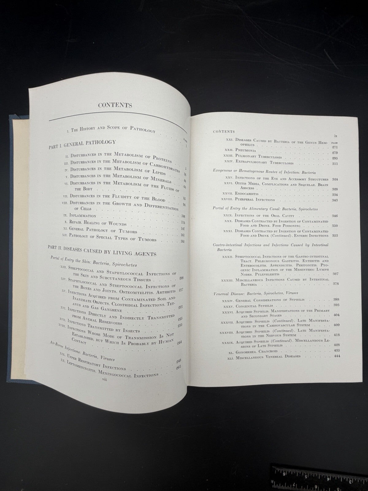 1944 A Textbook of Pathology Robert Allan Moore W.B. Saunders Medical History