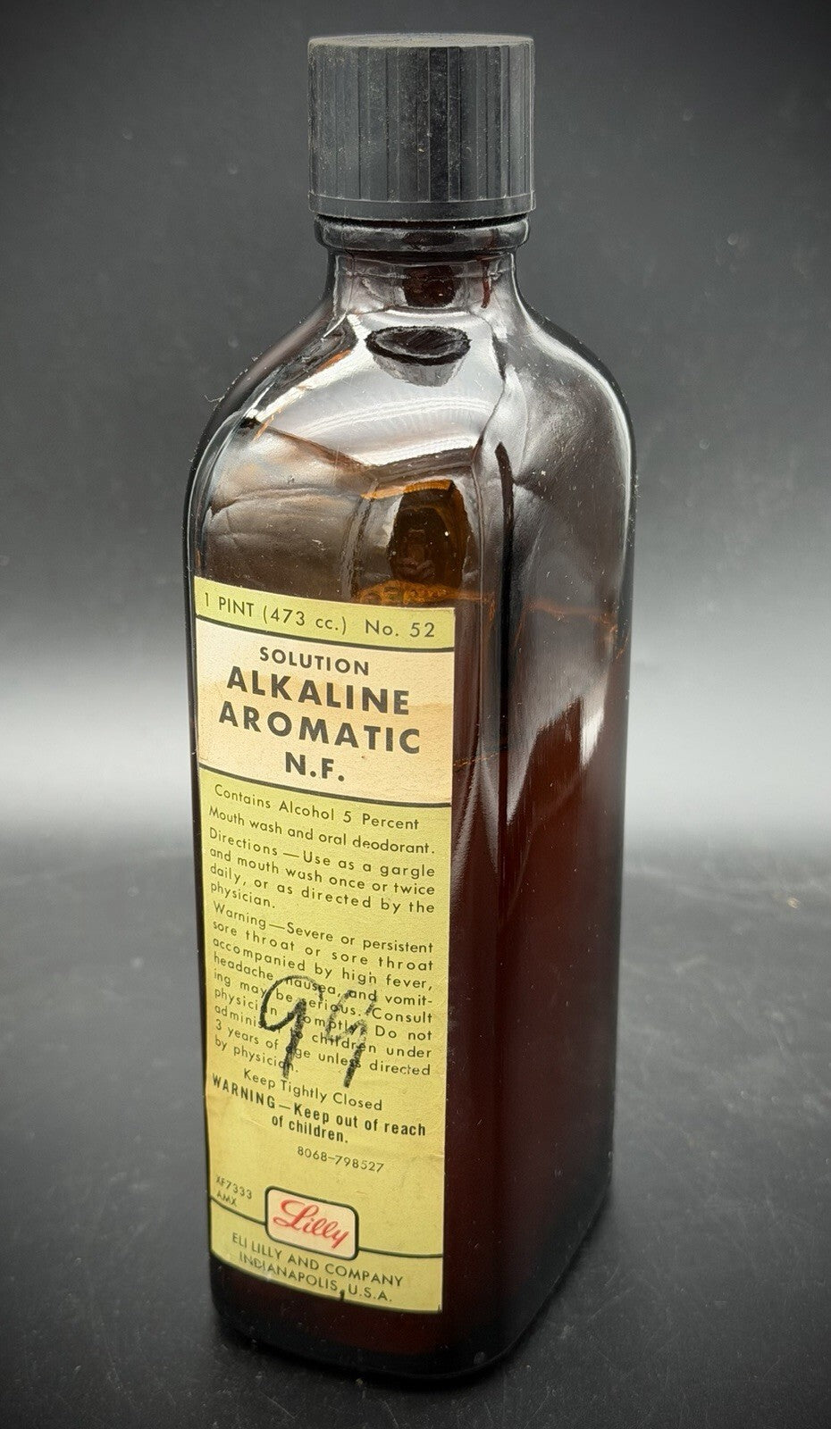 Vintage Eli Lilly Solution Alkaline Aromatic N.F. 1 Pint Amber Pharmacy Bottle