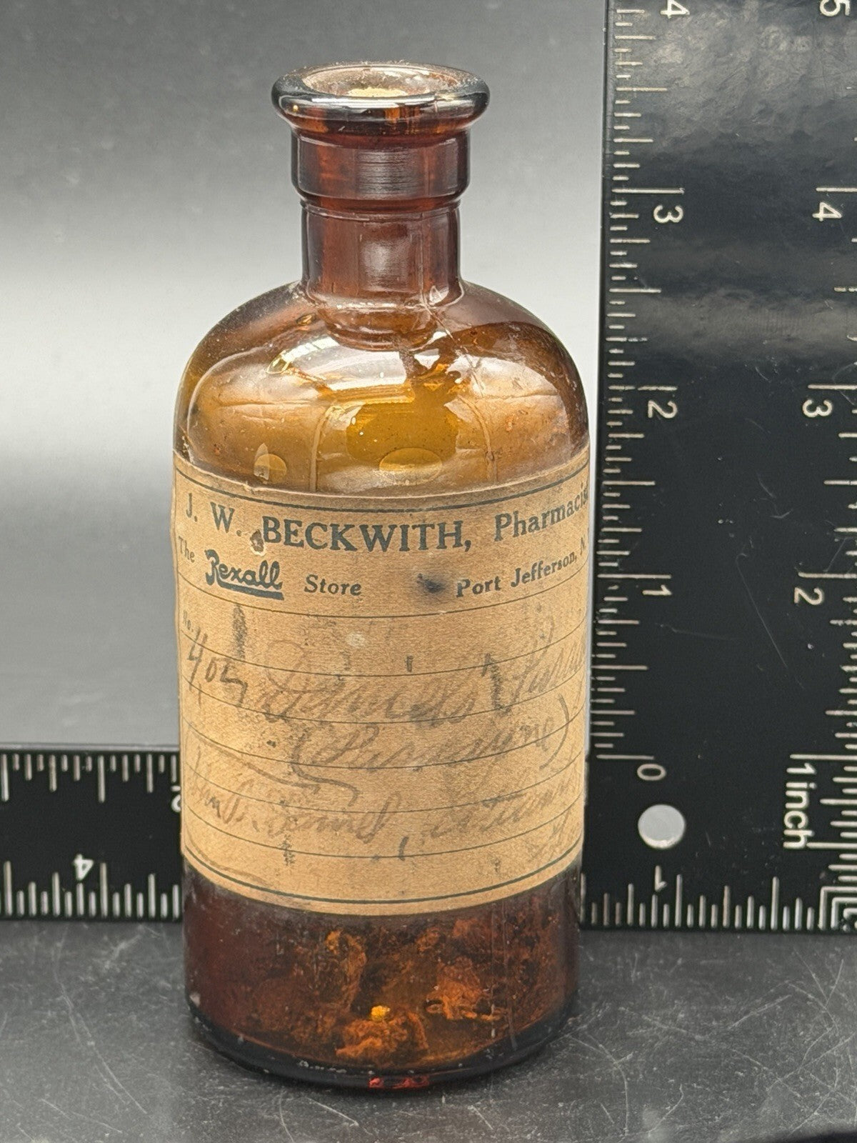 Antique J.W. Beckwith Rexall Store Port Jefferson NY Amber Quack Medicine Bottle