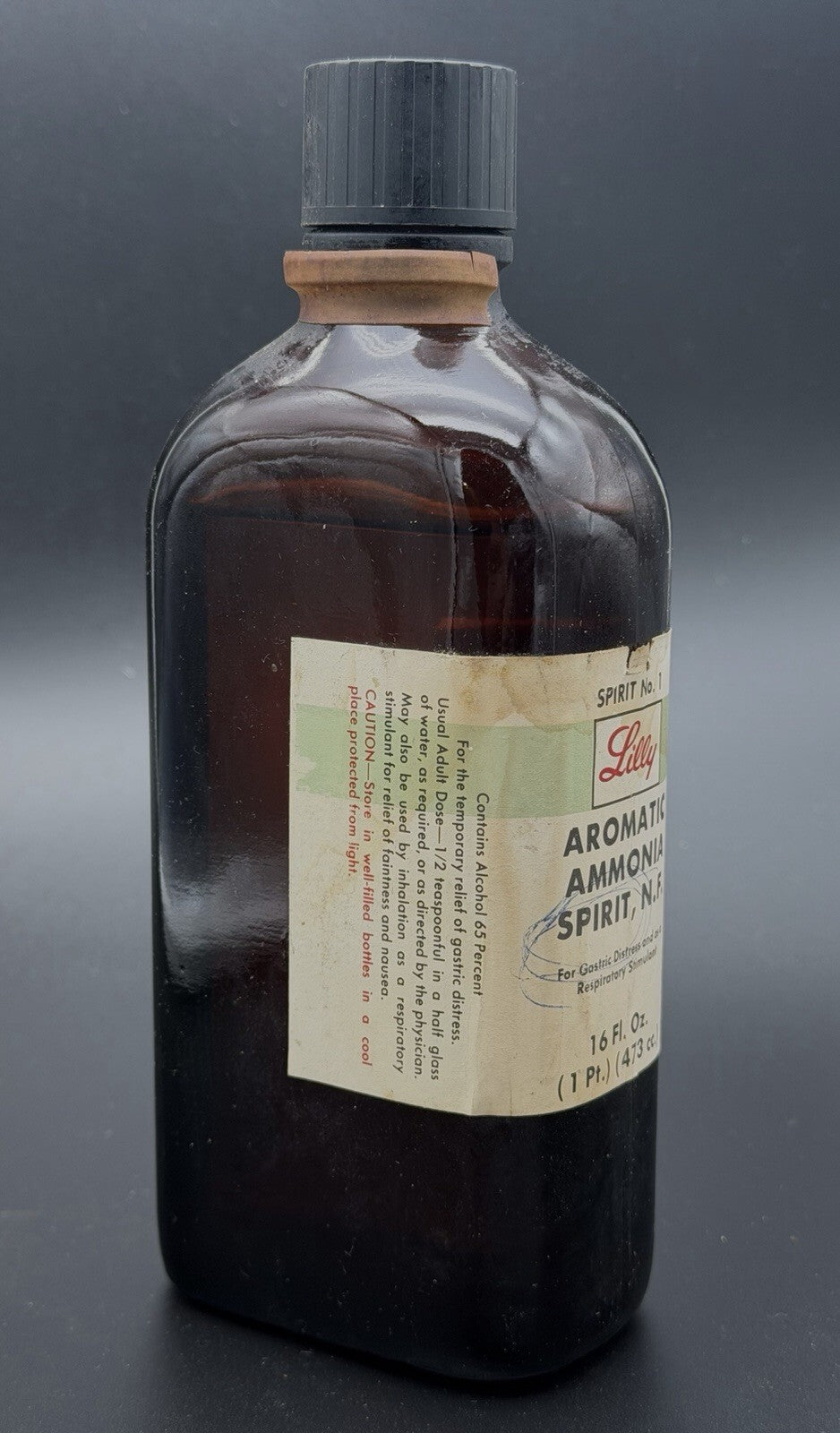 Vintage Eli Lilly Aromatic Ammonia Spirit N.F. 16 Fl. Oz. Amber Glass Bottle