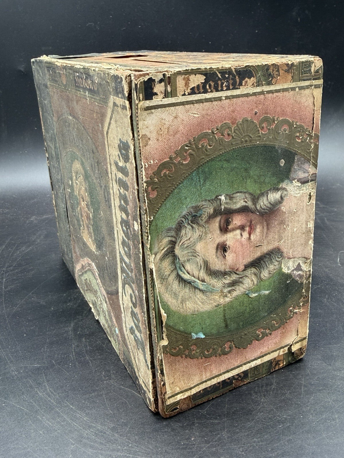 Antique La Magnita Empty Cigar Box Waldorf Astoria Series 1901 Tax Stamp
