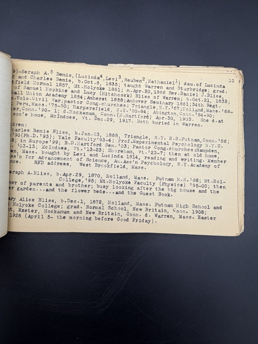 1932 Levi and Lucinda Read Ancestors and Descendants Family Genealogy Book