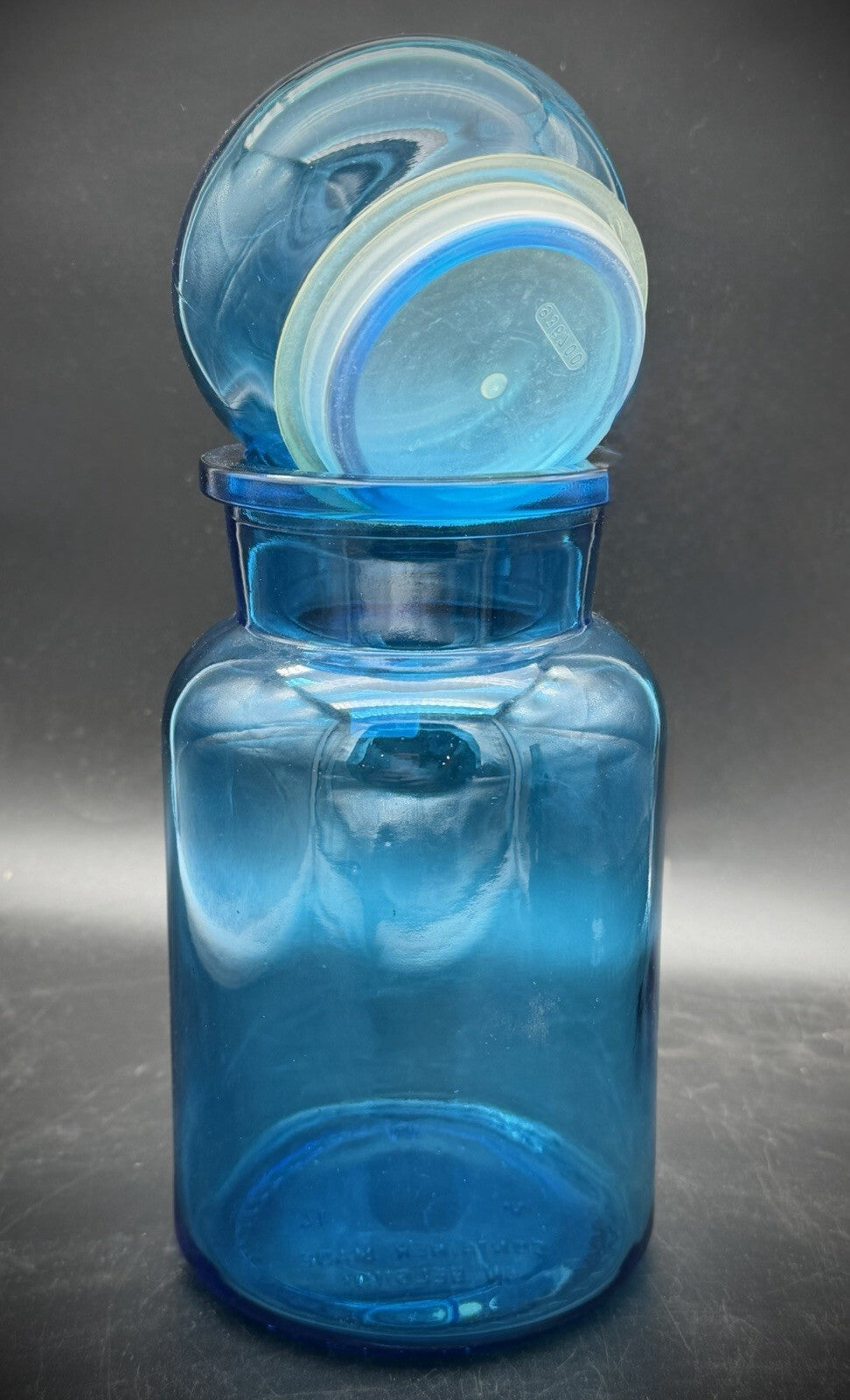 Vintage Blue Glass Apothecary Jar Ground Stopper Lid Scientific Canister 7"