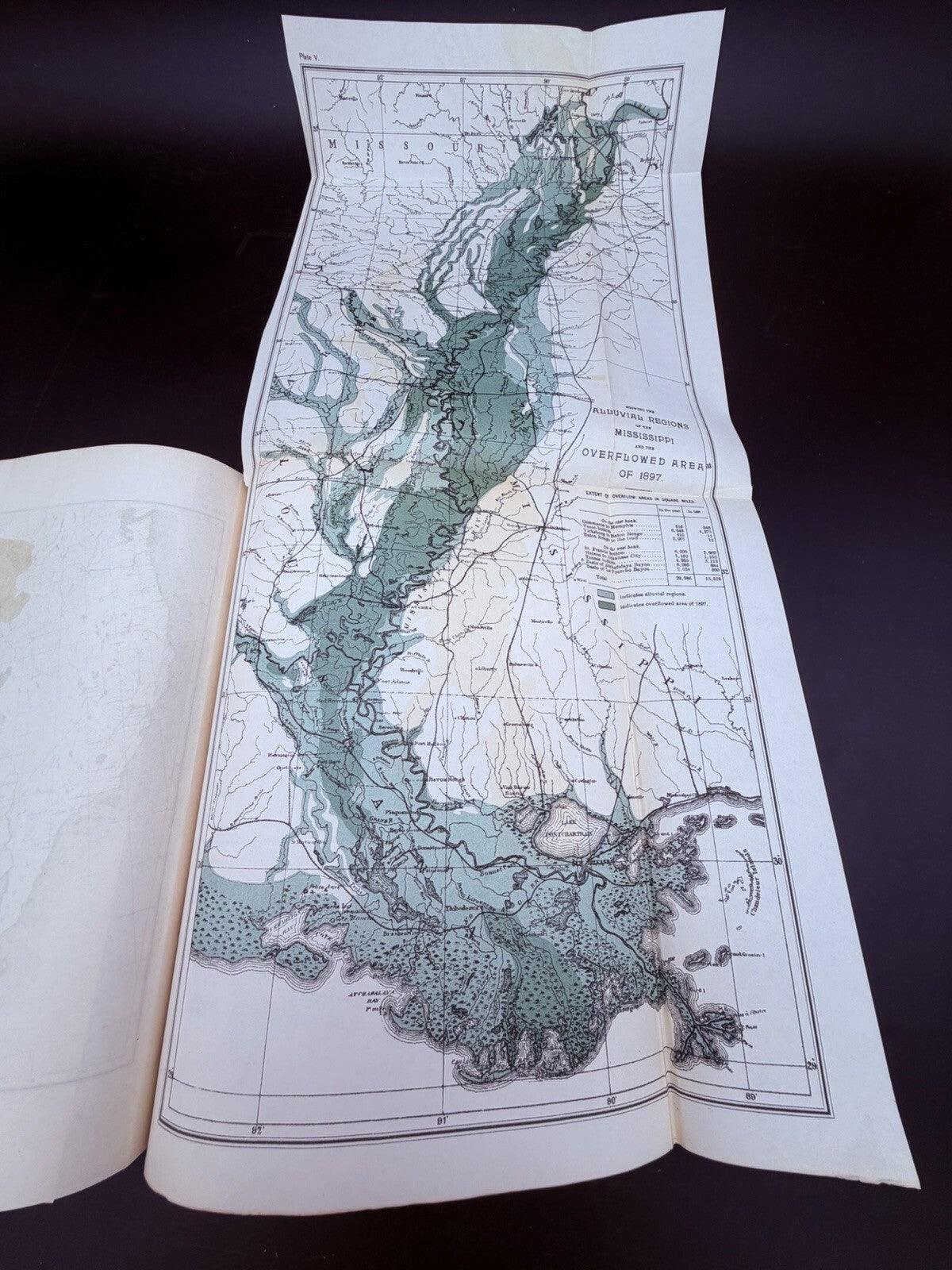 1897 Report of the Chief of the Weather Bureau with Mississippi River Flood Maps