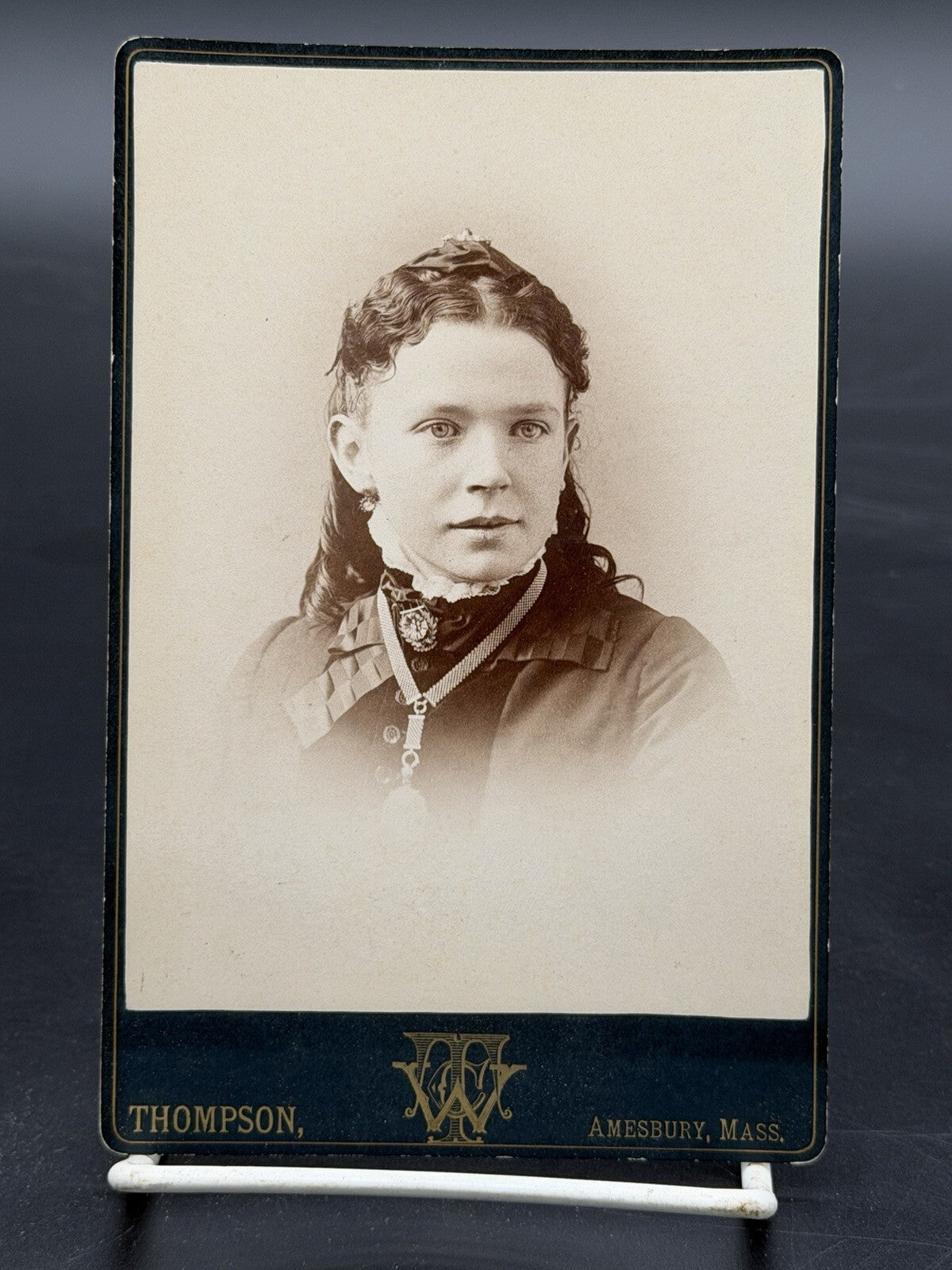 Antique Victorian Cabinet Card Photo Sepia Woman Portrait Amesbury MA Woman