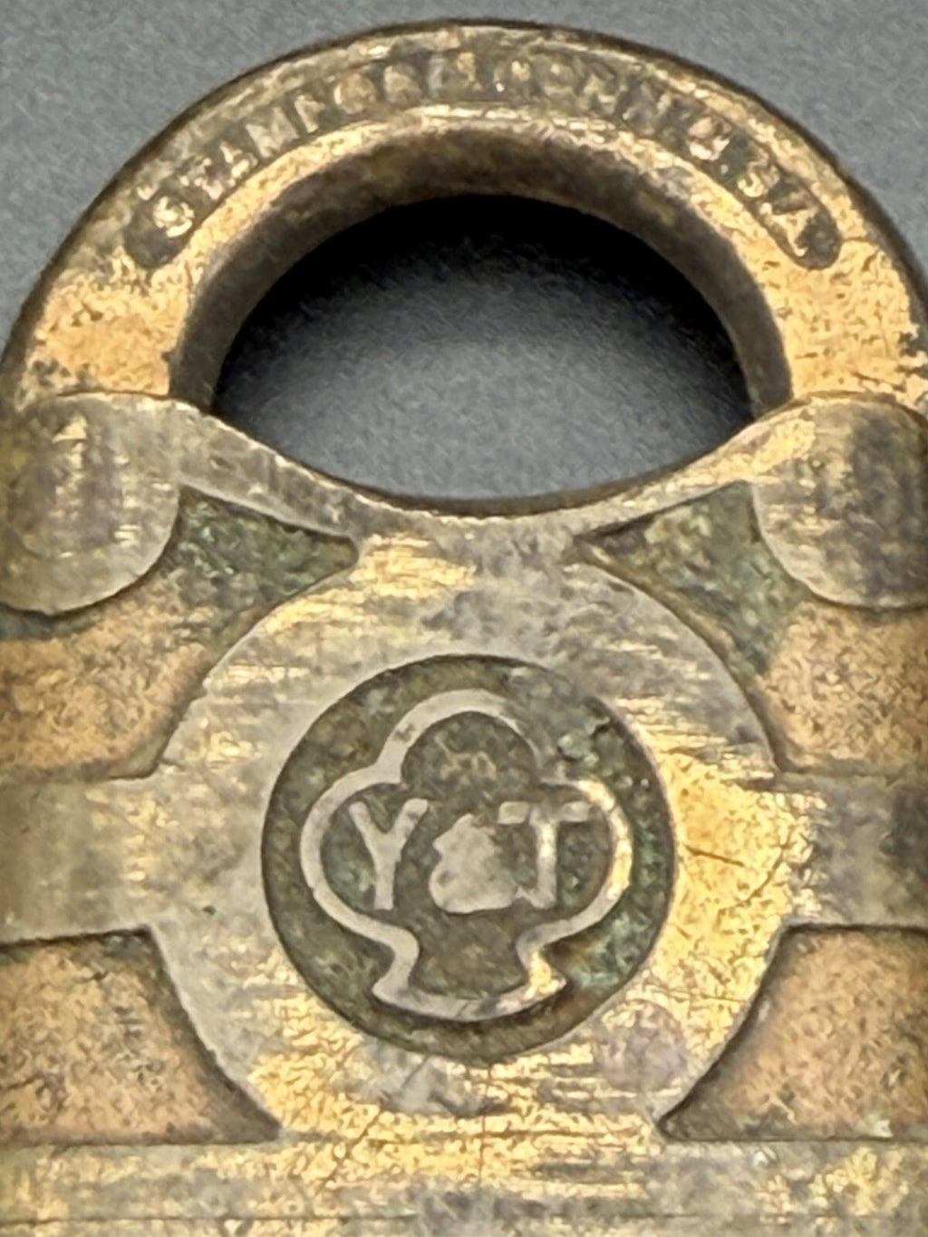 Vintage Antique Brass Yale and Towne Mfg Co Padlock Stamford Conn USA Y&T Hardware