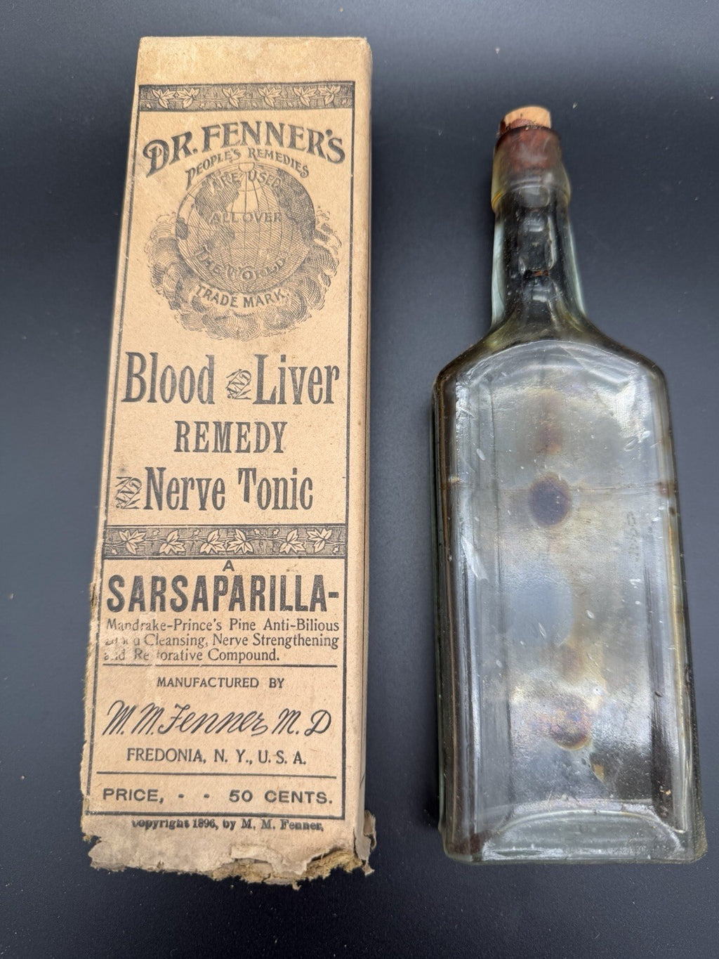 Antique Dr. Fenner's Blood & Liver Remedy Sarsaparilla Bottle Box⁠